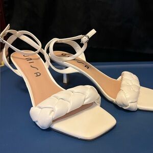 UNISA SANDAL HEELS